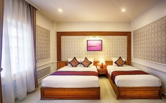 Khách sạn River Side Quảng Bình