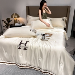 Bộ chăn ga gối luxury life thêu chữ H