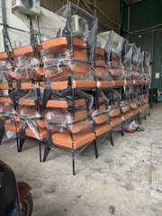 Bàn ghế khung sắt HA113