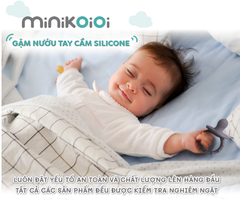 GẶM NƯỚU TAY CẦM BẰNG SILICONE - MINIKOIOI
