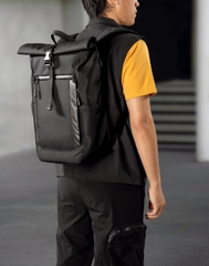 Balo Du Lịch Laptop 15.6 Inch TOMTOC DAYPACK T61 Dành Cho MacBook 16 Inch Sức Chứa 23L - tại Balonation.vn