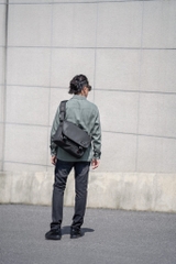 Túi Đeo Chéo Laptop TOMTOC Premium Messenger Bag Commuting and Travel Macbook 16 inch T22M1D1