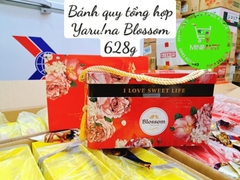 Bánh quy tổng hợp Yaru!na Blossom 628g ( đỏ)