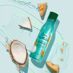 Sữa tắm Love Nature Refreshing Shower Gel with Organic Coconut Water and Melon với nước Dừa và Dưa Lưới hữu cơ – 250ml - 41264 Oriflame