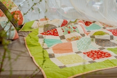 Bộ chăn ghép vải phức tạp màu xanh bơ, chần máy kích thước 2mx2m2