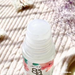 Lăn Khử Mùi Kao 8x4 Thơm Mát Khô Thoáng Nhật Bản 45ml
