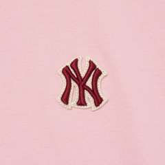 Áo Phông MLB Monogram Logo NY Loang Màu Hồng