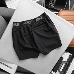 Short running Nike QS77