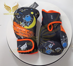 Găng tay boxing mini màu đen MTB trẻ em 6oz 6.0 new cá tính new 2025