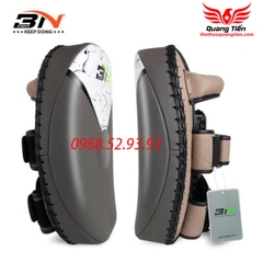 ĐÍCH ĐÁ BN KICK PADS chính hãng đủ 5 màu (Giá 1 chiếc)