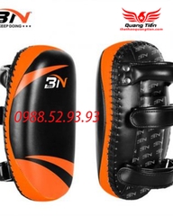 ĐÍCH ĐÁ BN KICK PADS chính hãng đủ 5 màu (Giá 1 chiếc)
