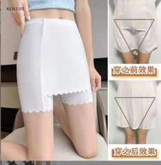 Quần mặc váy-R28.1112.24