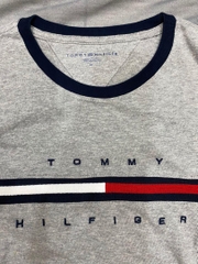 Áo Tommy Hilfiger Essential Flag Logo Grey 7849807 043