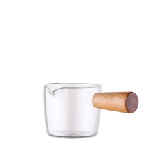 Cốc rót sữa thủy tinh cầm tay