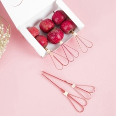 Tăm tre xiên trái cây trái tim màu đỏ 100 chiếc, 12cm