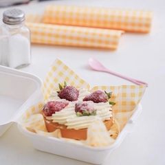 Giấy thấm dầu kẻ caro size 18x18 - màu vàng