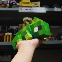 Mô Hình Gỗ Tắc Kè Hoa (Art Toy)