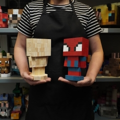 Mô Hình Gỗ Spiderman (size M)