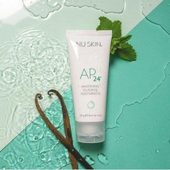 Kem đánh răng trắng sáng AP24 Nuskin Whitening Fluoride Toothpaste 110g