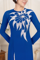 Áo dài kết hoa hạt trai cổ tròn vải Chifon