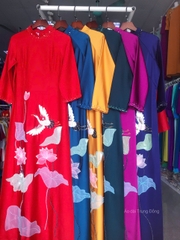 Áo dài chất vải lụa queen đính kết hoa sen thêu chim / Áo dài trung Đồng