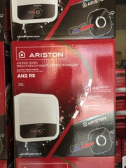 Bình nóng lạnh Ariston 30 lít vuông AN2 30 RS