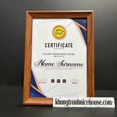 Khung bằng khen màu nâu gỗ vát cạnh sang trọng CV-G