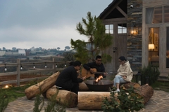 NHÀ CỦA GẤU – BEAR’S HOUSE