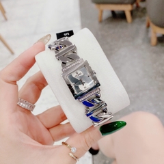 Guess Mặt Vuông |Nữ Giới |Đính Đá |Dây Mắt Xích Trắng Silver |Máy Pin (Quartz) |Size 21mm