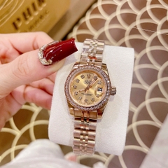 Rolex Đính Đá |Nữ Giới |Mặt Vàng |Dây Kim Loại Rose Gold |Máy Pin (Máy Quartz) |Size 28mm