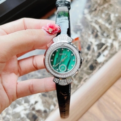 Davena 3 Kim |Nữ Giới |Đính Đá Silver |Dây Da Xanh Lá |Máy Pin (Máy Quartz) |Size 32mm