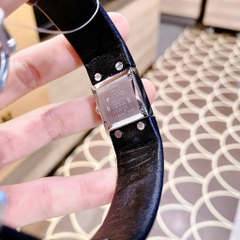 Chanel Matelasse |Nữ Giới |Mặt Vuông |Đính Đá |Dây Da Đen |Máy Pin (Quartz) |Size 26mm