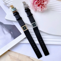 Chanel Matelasse |Nữ Giới |Mặt Vuông |Vàng Gold |Dây Da Đen |Máy Pin (Quartz) |Size 26mm