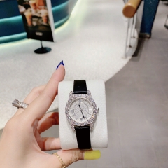 Chopard L'Heure Du Diamant |Nữ Giới |Mặt Full Đá |Dây Da Đen |Máy Pin (Quartz) |Size 32mm