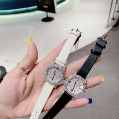 Chopard L'Heure Du Diamant |Nữ Giới |Mặt Full Đá |Dây Da Trắng |Máy Pin (Quartz) |Size 32mm
