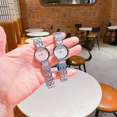 Christian Dior Họa Tiết Logo |Nữ Giới |Mặt Hồng |Dây Kim Loại Silver |Máy Pin (Quartz) |Size 28mm