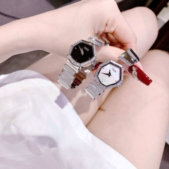 Christian Dior Gem |Nữ Giới |Mặt Đen |Đính Đá |Kiềng Lắc Tay Silver |Máy Pin (Quartz) |Size 30mm