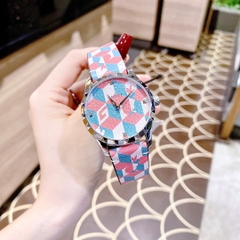 Gucci  G-Timeless |Unisex |Mặt Silver |Dây Da 2 Màu Hồng Xanh |Máy Pin (Quartz) |Size 38mm