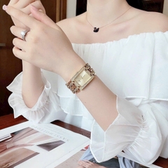 Guess Mặt Chữ Nhật |Nữ Giới |Vàng Gold |Lắc Tay |Máy Pin (Quartz) |Size 28x35mm