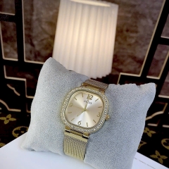 Guess Mặt Vuông |Nữ Giới |Dây Mesh Lưới Vàng Gold |Máy Pin (Quartz) |Size 32mm