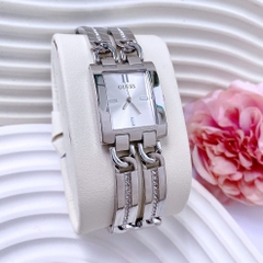 Guess Mod ID |Nữ Giới |6 Kim |Mặt Chữ Nhật |Dây Xích Silver |Máy Pin (Quartz) |Size 24mm