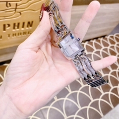 Guess Mod ID |Nữ Giới |6 Kim |Mặt Chữ Nhật |Dây Xích Silver |Máy Pin (Quartz) |Size 24mm