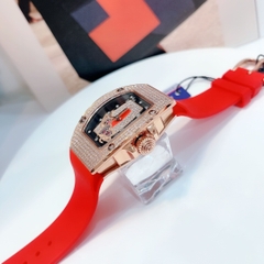 Hanboro Mặt Chữ Love |Nữ Giới |Rose Gold |Dây Cao Su Đỏ |Máy Pin (Quartz) |Size 32x36mm