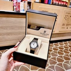 Hublot Geneve |Nữ Giới |Silver |Mặt Trắng |Dây Silicone Đen |Máy Pin (Máy Quartz) |Size 34mm