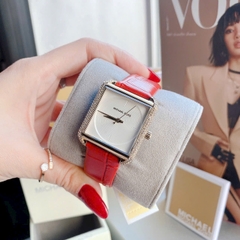 Michael Kors Lake |Nữ Giới |Mặt Chữ Nhật |Đính Đá |Dây Da Đỏ |Máy Pin (Quartz) |Size 32x39mm