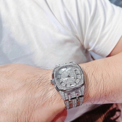 Bulova Phantom |Nam Giới |Mặt Vuông |Full Đá |Dây Kim Loại Silver |Máy Pin (Quartz) |Size 40mm