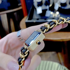 Chanel Premiere Chain |Nữ Giới |Demi Vàng Gold |Mặt Chữ Nhật |Máy Pin (Quartz) |Size 20x26mm