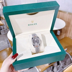 Rolex Date Just |Nữ Giới |Mặt Xám |Niềng Đá |Dây Kim Loại Silver |Máy Pin (Máy Quartz) |Size 31mm