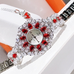 Royal Crown Đính Đá Đỏ |Nữ Giới |Tựa Bông Hoa |Lắc Tay Silver |Máy Pin (Quartz) |Size 36mm