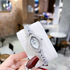 Royal Crown Mặt Elip |Nữ Giới |Đính Đá |Lắc Tay Trắng Silver |Máy Pin (Quartz) |Size 26mm